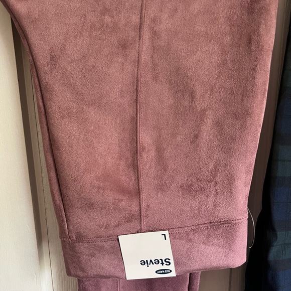 Different Pants. But fun - Picture 3 of 5